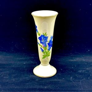 Vintage Alka Bavaria Vase Blue Flower And Gold Trim. EUC